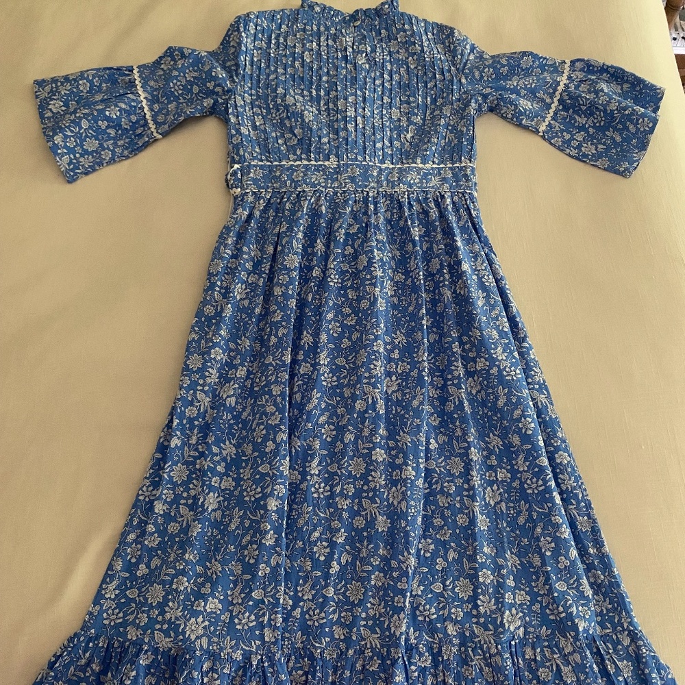 Pink City Prints blue/white floral dress - Picture 3 of 3